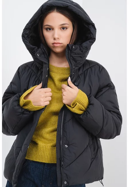 Капитонирано зимно яке с качулка