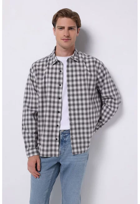 Карирана риза с дълги ръкави