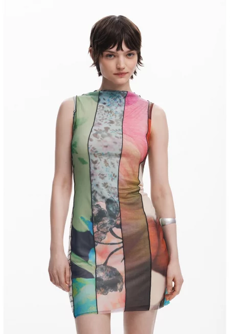 Къса права рокля с овално деколте - Многоцветен