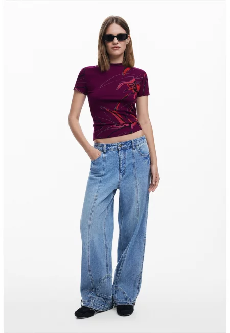 Къса тениска с десен