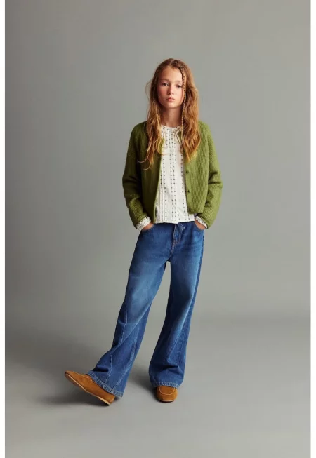 Плетена жилетка с копче