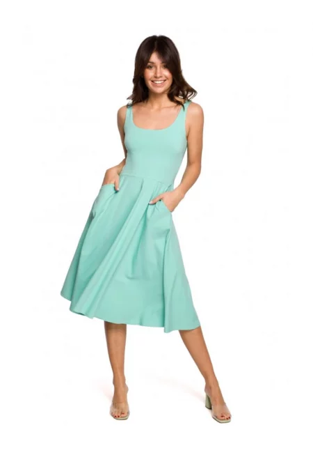 Rochie evazata cu bretele subtiri