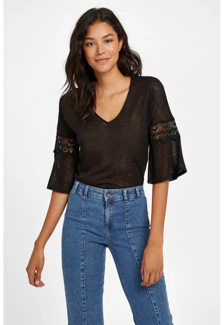 Шпиц блуза с разкроени 3/4 ръкави