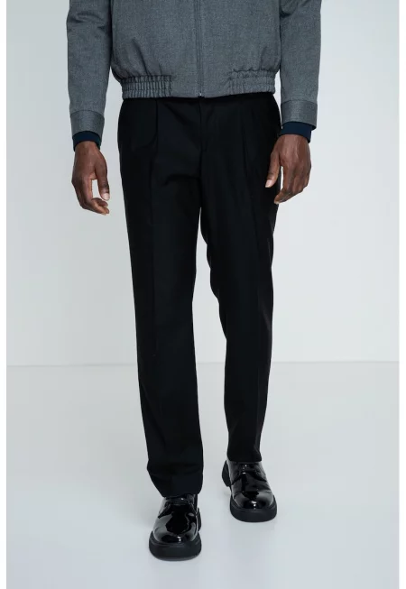 Скосен панталон с вълна със средновисока талия