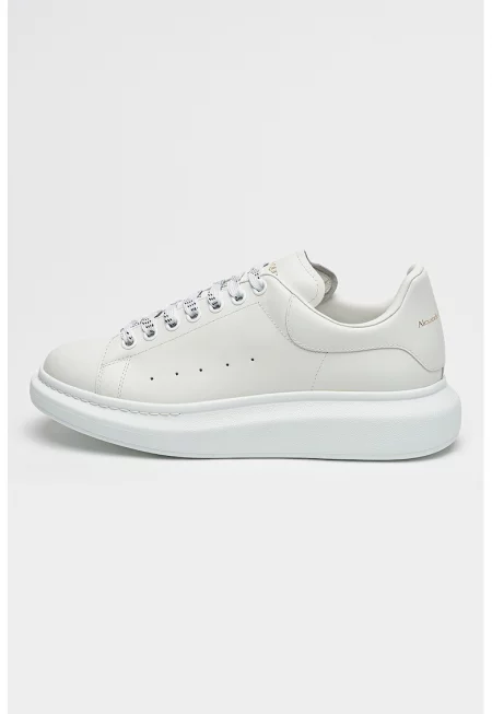 Скосени спортни обувки от кожа - Бял