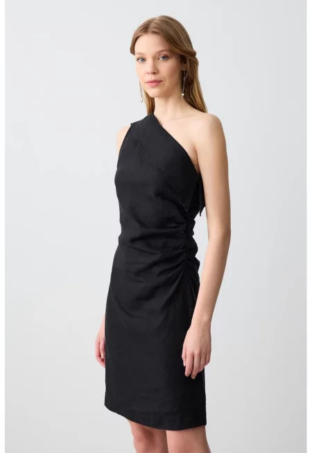 Слим рокля от лен с голо рамо - Черен