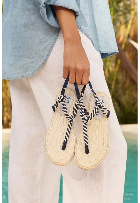 Сплетени сандали с разделител за палеца - Тъмносин