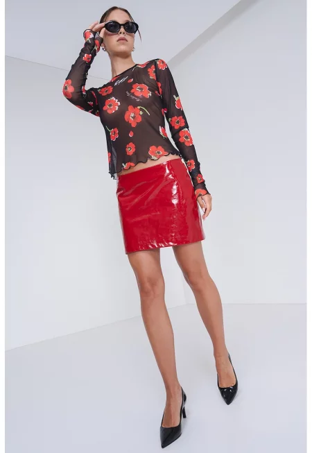 Вталена къси пола - Червен