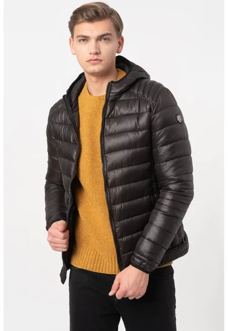 Капитонирано зимно яке Abou с качулка