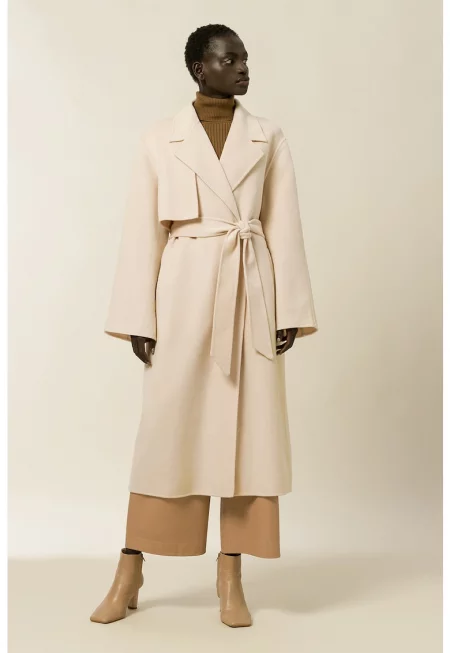 Палто с вълна Carla с колан