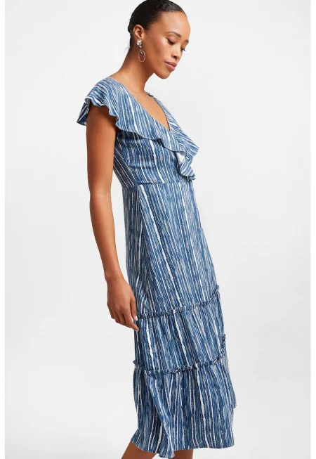 Раирана шпиц рокля