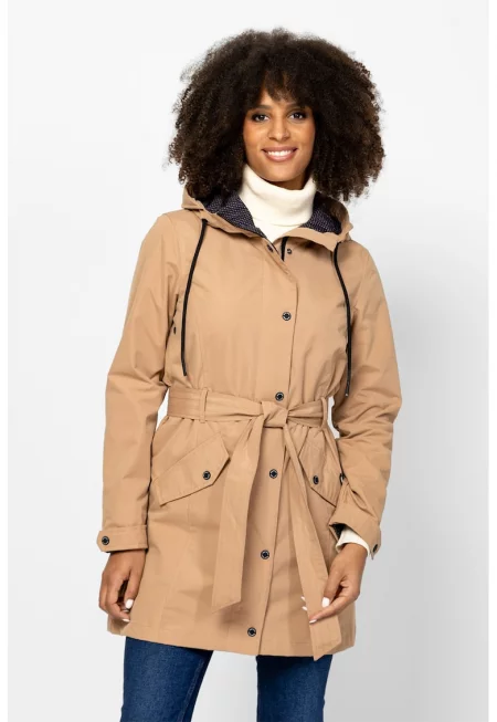 Яке с качулка и колан