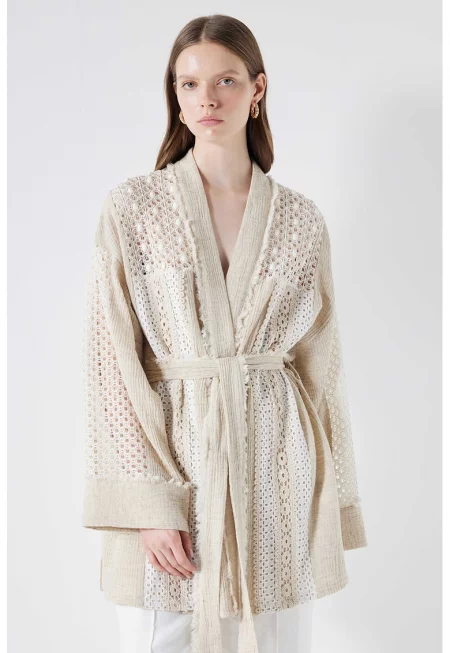 Жилетка с ажур - Слонова кост