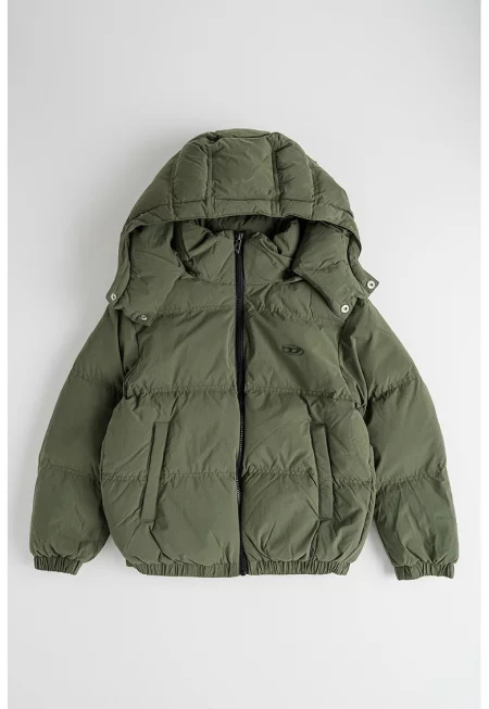 Бухнало яке с качулка