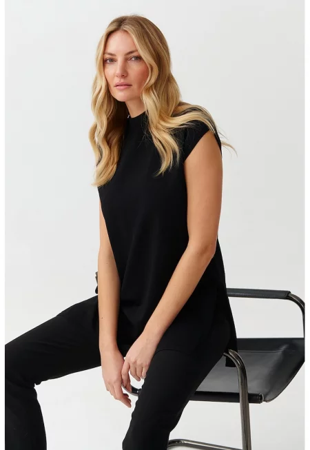 Фино плетен пуловер с къси ръкави - Черен