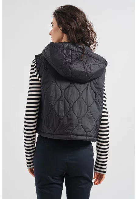 Капитониран подплатен елек Valentina с качулка