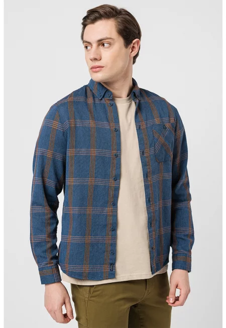 Карирана риза с джоб на гърдите