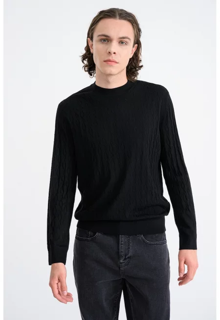 Пуловер с необработена вълна