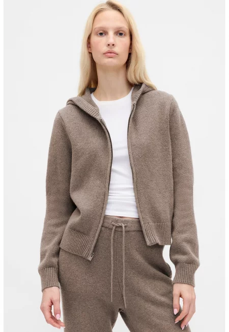 Пуловер с цип и качулка