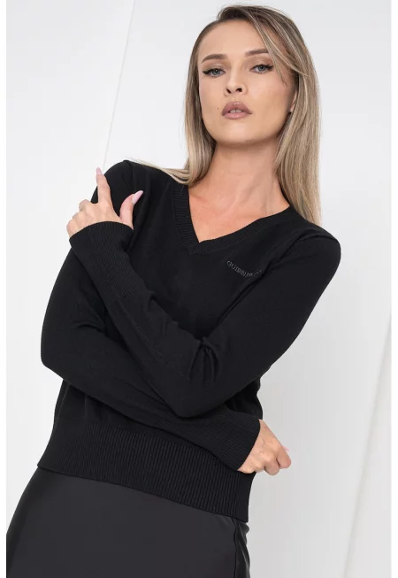 Шпиц пуловер с вълна и коприна