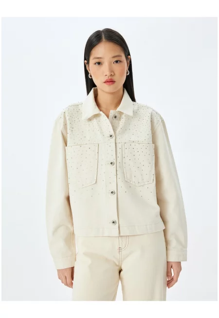 Яке от деним с декоративни камъни