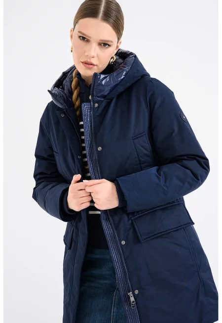 Дълго зимно яке с качулка и джобове с капаче