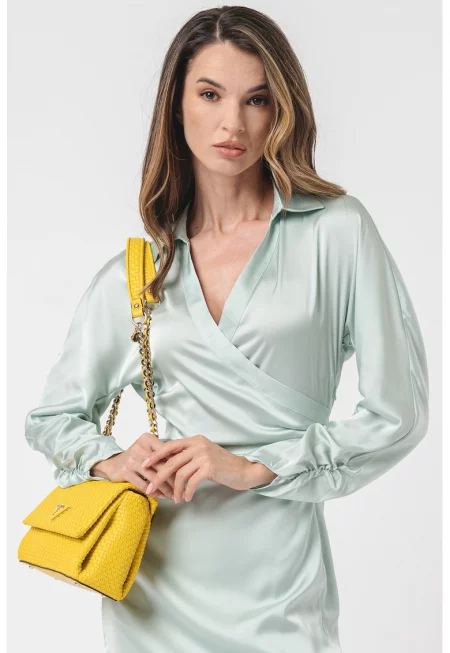 Сатинирана рокля с шпиц - Бледозелен