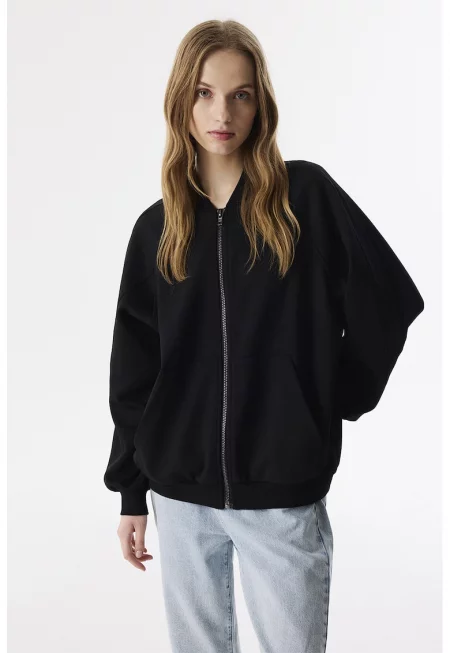 Суитшърт с цип и ръкави реглан