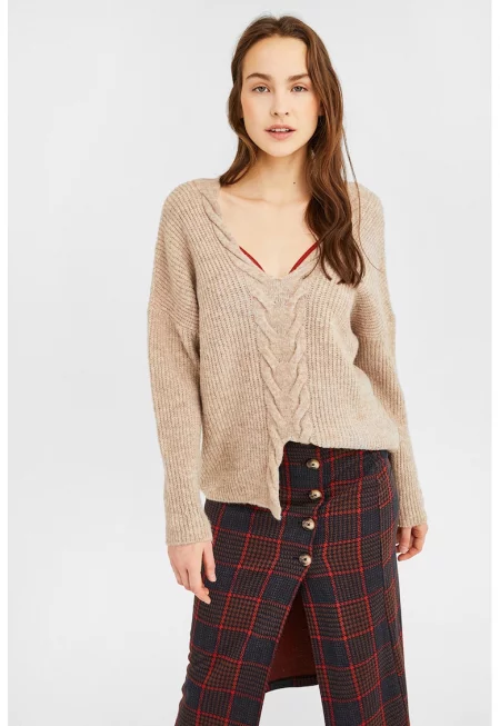 Свободен шпиц пуловер с цепка