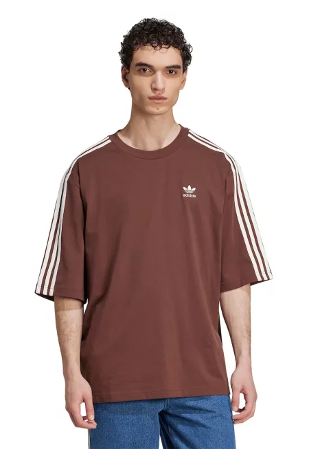 Уголемена памучна тениска с лого