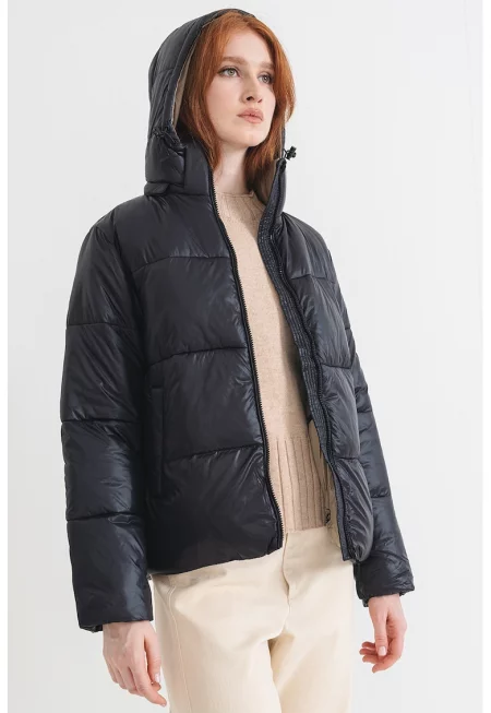 Зимно влагоотвеждащо яке с качулка - Черен