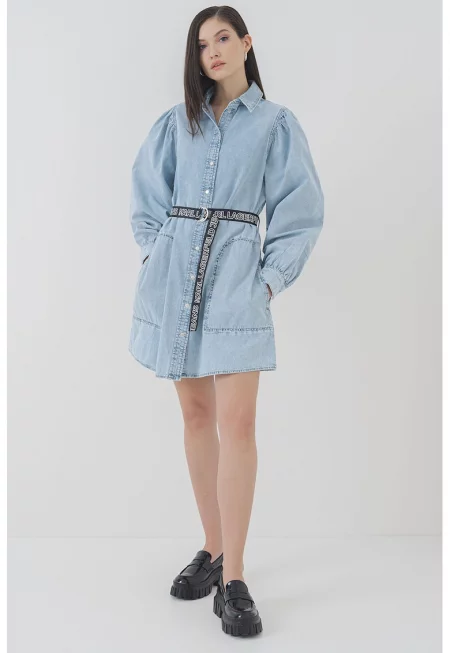 Къса разкроена рокля от деним