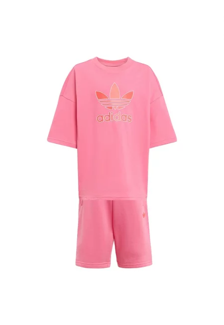 Комплект тениска и къси панталони с лого на гърдите и връзки на талията