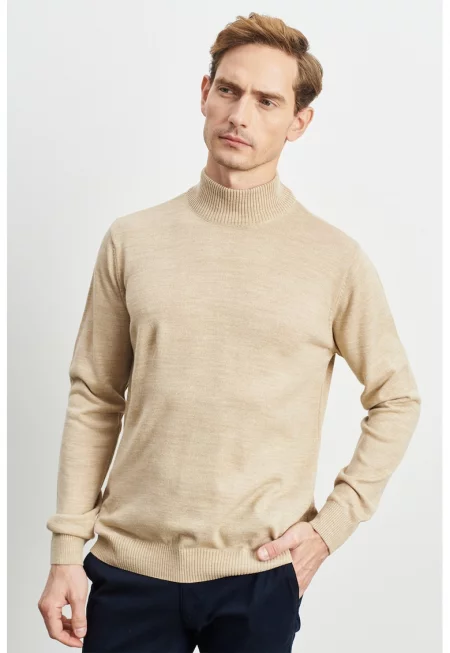 Пуловер с фина плетка и рипсени карища