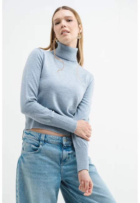 Пуловер с коприна и вълна