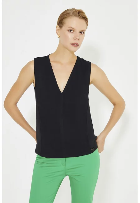 Шпиц блуза без ръкави