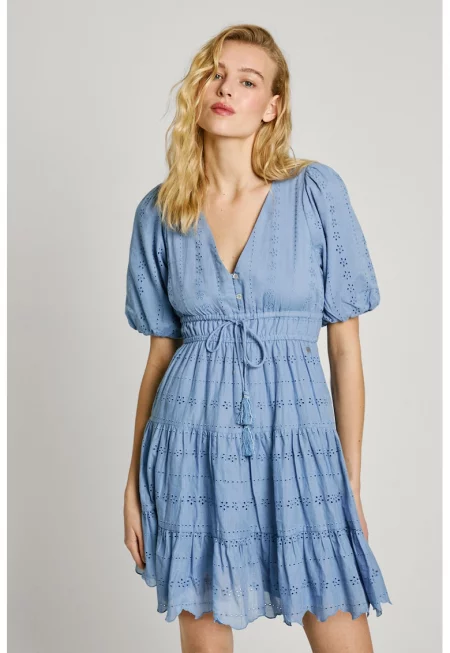 Шпиц рокля с бухнали ръкави