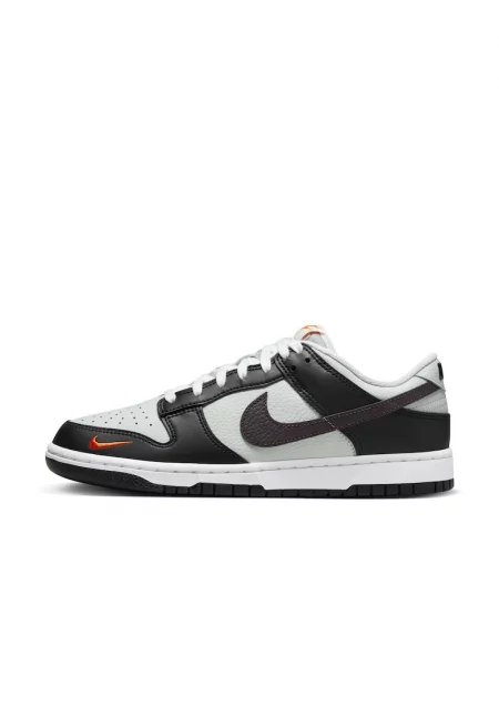 Спортни обувки -  Nike Dunk Low Pp Black Total Orange Mini Swoosh - кожа - черни
