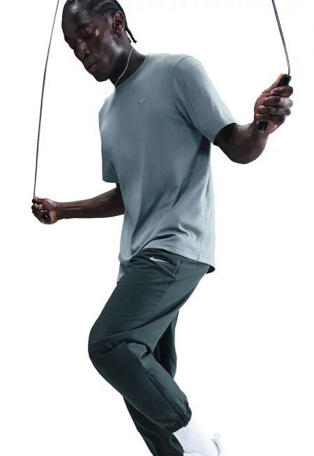 Тренировъчен панталон с Dri Fit със скосени джобове