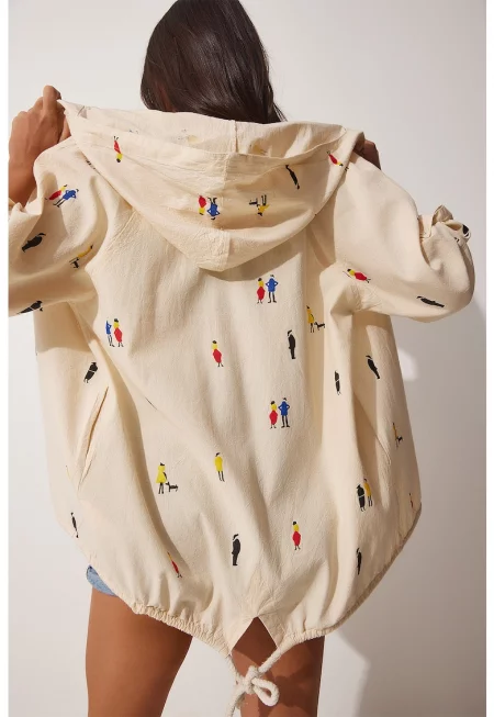 Яке с качулка и фигурален десен