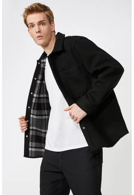 Яке тип риза с памук с джоб на гърдите