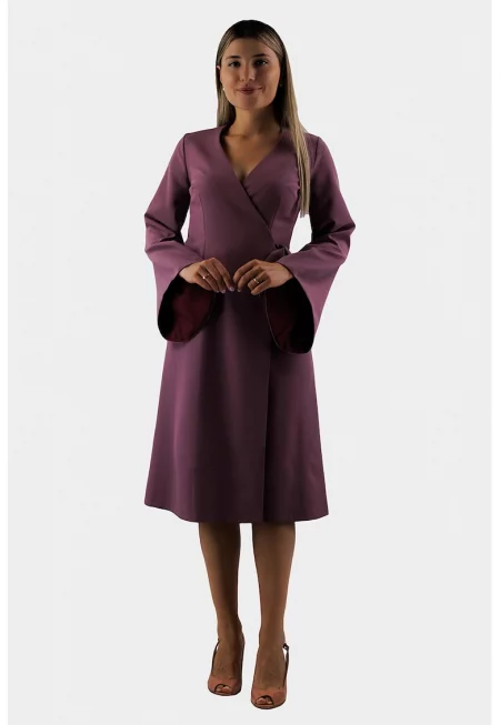 Застъпена миди рокля