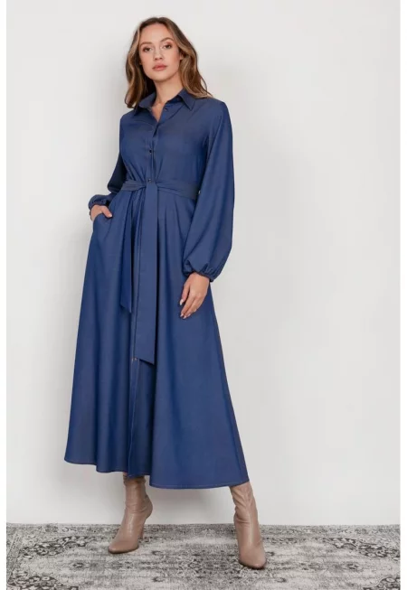 Дълга рокля-риза с копчета и деним визия