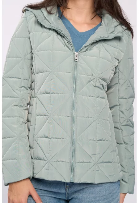 Капитонирано яке с качулка