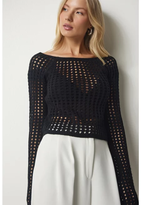 Къс ажурен пуловер