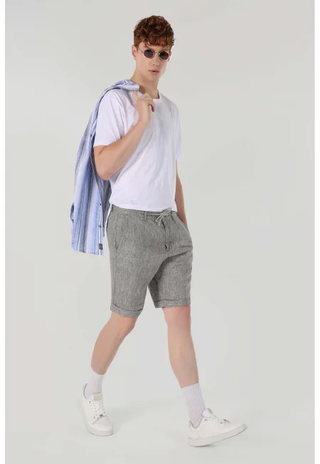 Къс ленен панталон с връзка