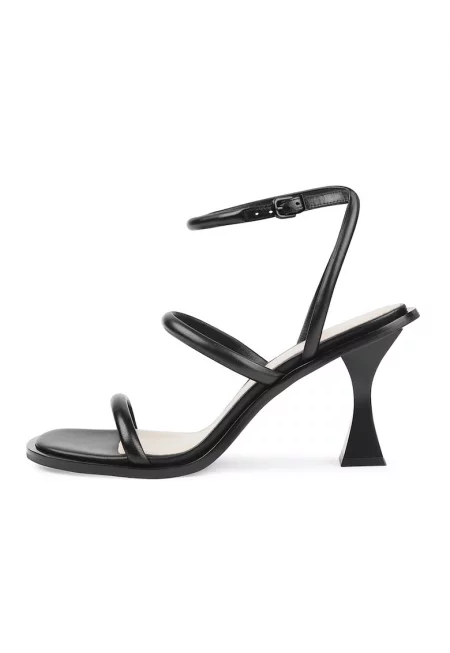 Кожени сандали с ток - Черен