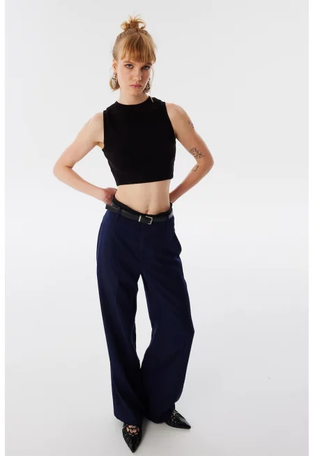 Панталон от лиосел с колан от еко кожа - Черен