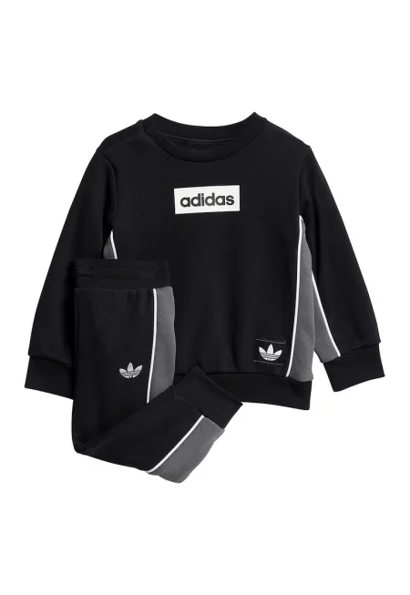 Спортен екип с лого