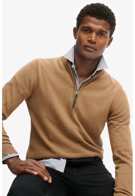 SUPERDRY - Пуловер от органичен памук с къс цип - Карамел